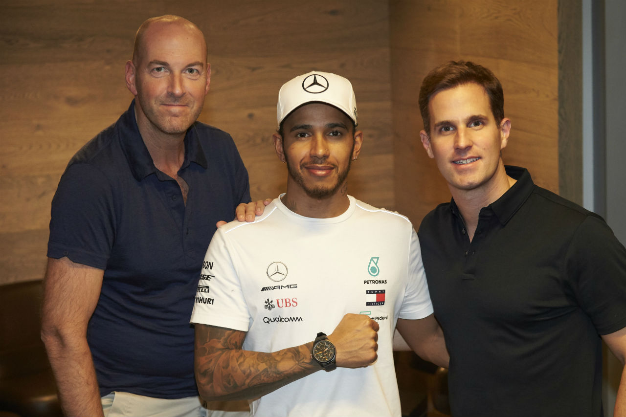 IWC dedica reloj a Lewis Hamilton 