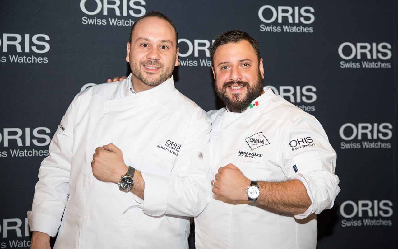 Oris y el chef Poncho Hernández con el Artelier Skeleton